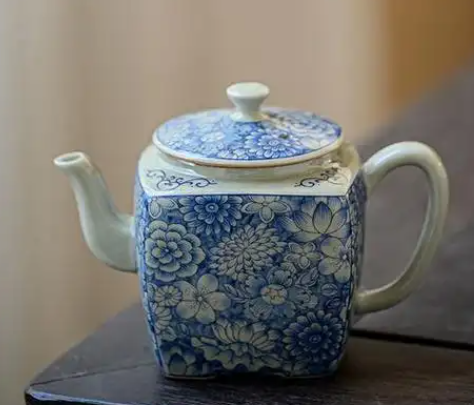 陶壺.jpg